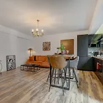 Downtown Vintage Chic