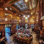 Downtown Vintage Chic ブカレスト