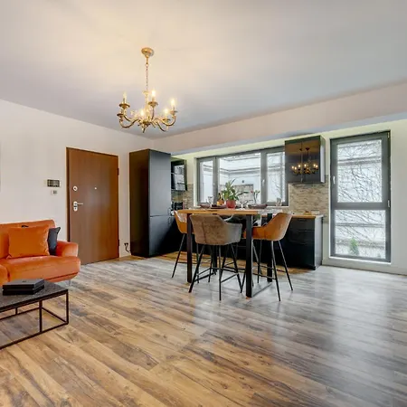 Downtown Chic Apartment, Ideal For Families And Groups! *